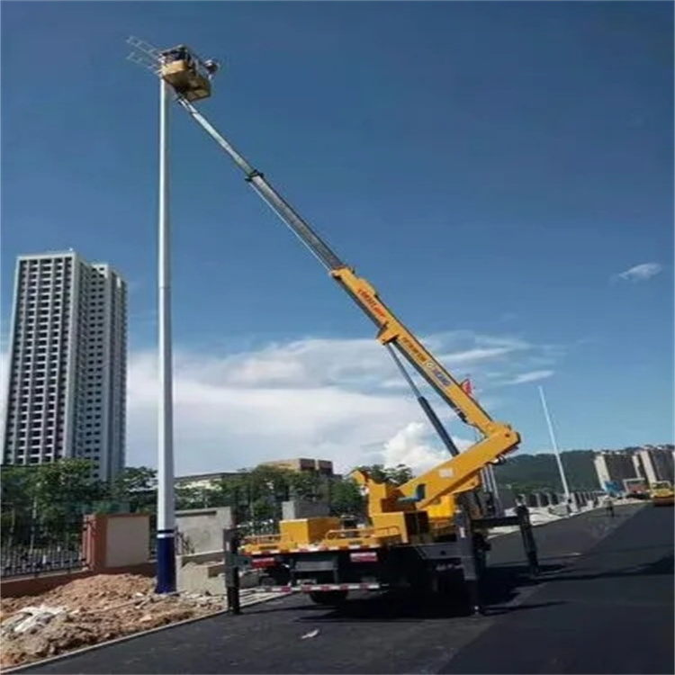 广饶县维修路灯的曲臂升降车出租