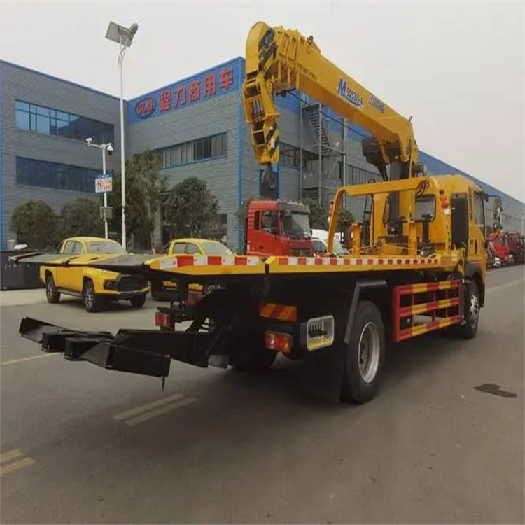 广饶县附近小随车吊出租电话，轻松解决搬运烦恼