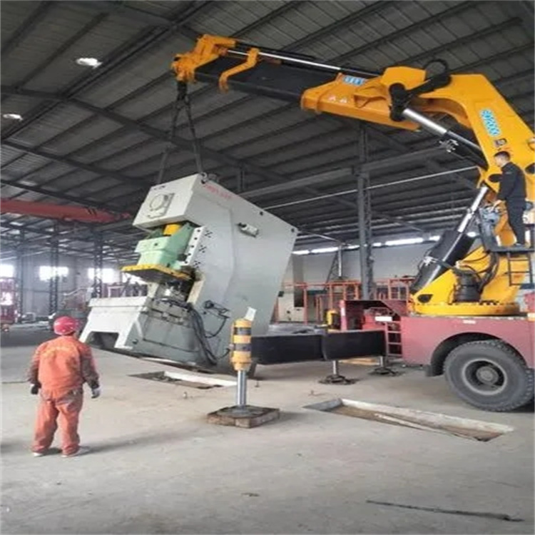 广饶县80吨折臂吊车出租附近电话